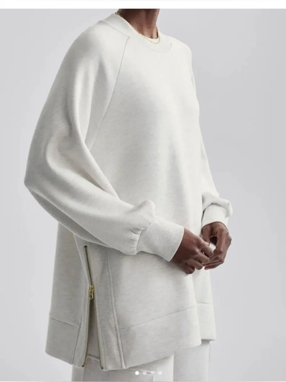 Varley NicoleโBoyfriend Sweat in Color Ivory Marl Size M ~ excellent